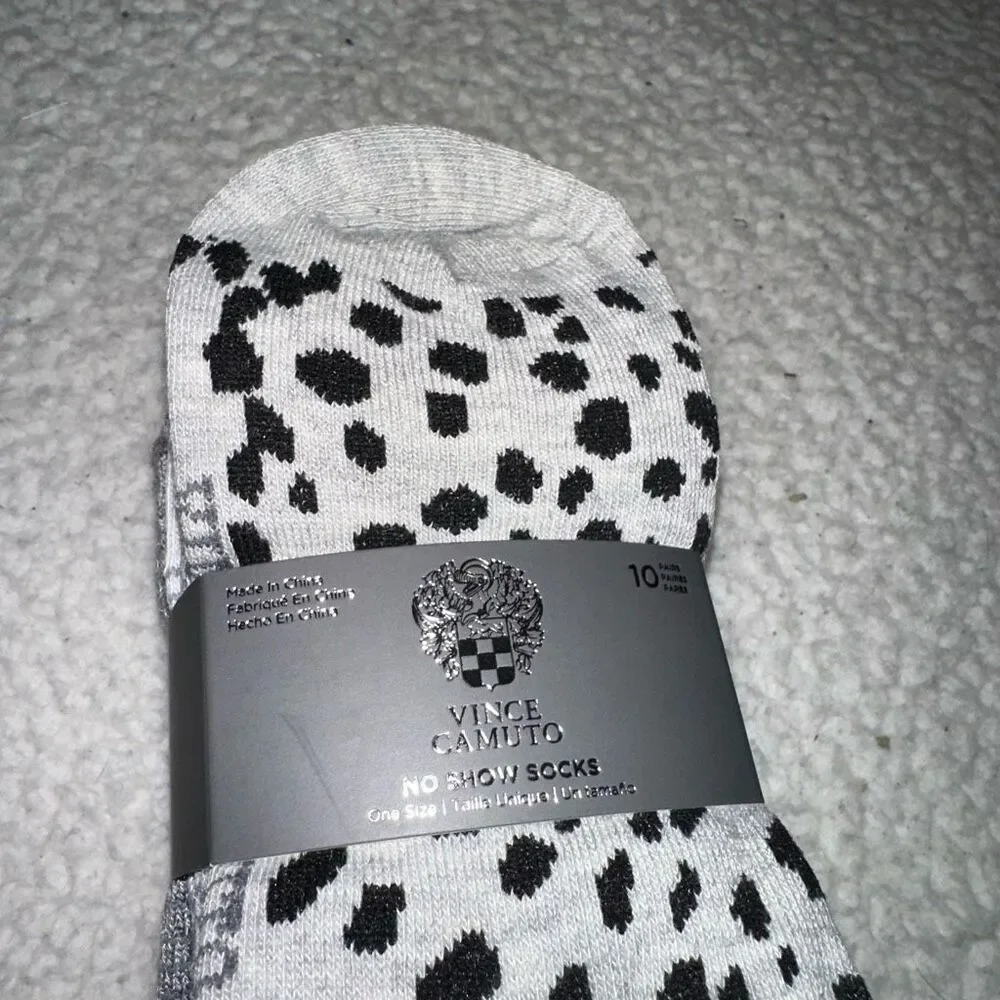 Vince Camuto Women’s No Show Socks 10 Pairs Black Gray White NWT
